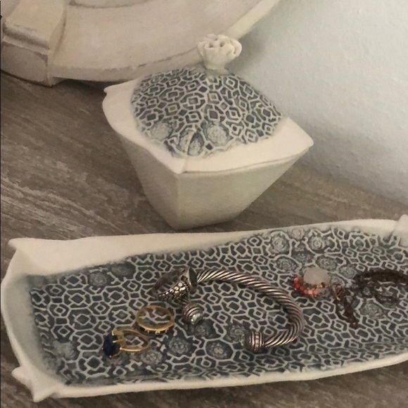 Anthropologie Vanity Set - Picture 2 of 8